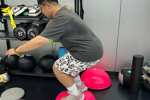 为使打篮球防守时下盘稳,练马步可能是最有效的,但我听人说马步练了跳不高,是吗?